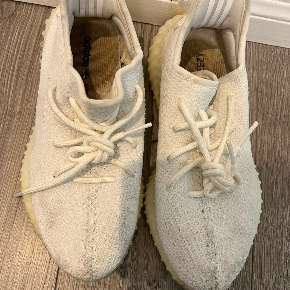 adidas YEEZY BOOST 350 V2 white